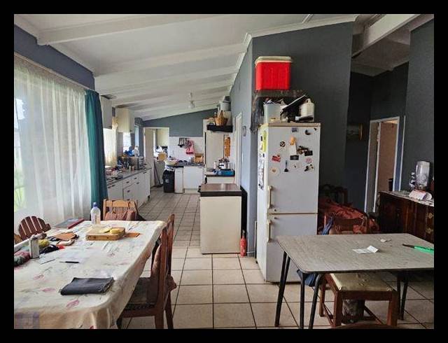 4 BEDROOM HOUSE FOR SALE IN BONAERO PARK